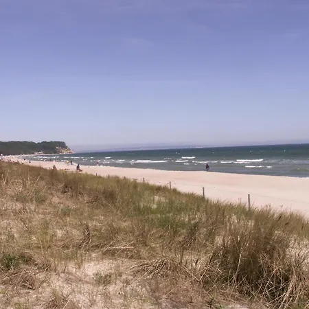 Strandhaus Des Meeres 1 - A69740 * Baabe